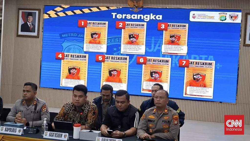 Konferensi pers Polres Tangerang Selatan terkait pengungkapan kasus pengeroyokan prajurit TNI