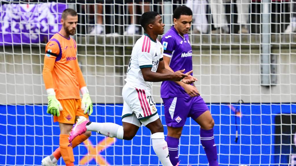 Pertandingan persahabatan Real Madrid vs Fiorentina berakhir imbang 2-2 di bawah Jose Mourinho