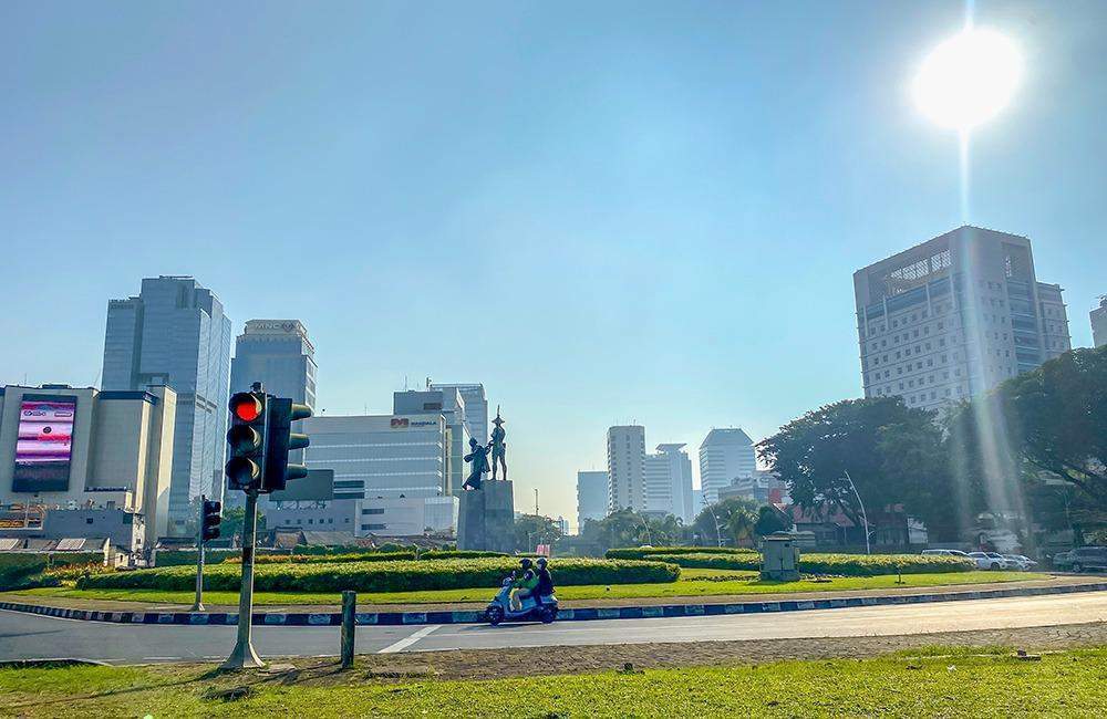 Prakiraan cuaca Jakarta didominasi cerah dengan suhu mencapai 34 derajat Celsius