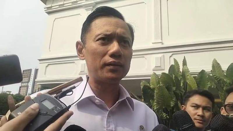 Presiden Prabowo pimpin rapat terbatas di istana bersama AHY dan Kepala BMKG bahas El Nino
