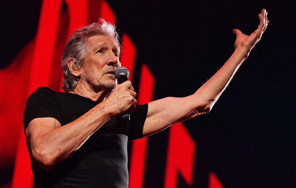 Roger Waters dan Mona Miari saat merilis ulang lagu Comfortably Numb bertema Palestina