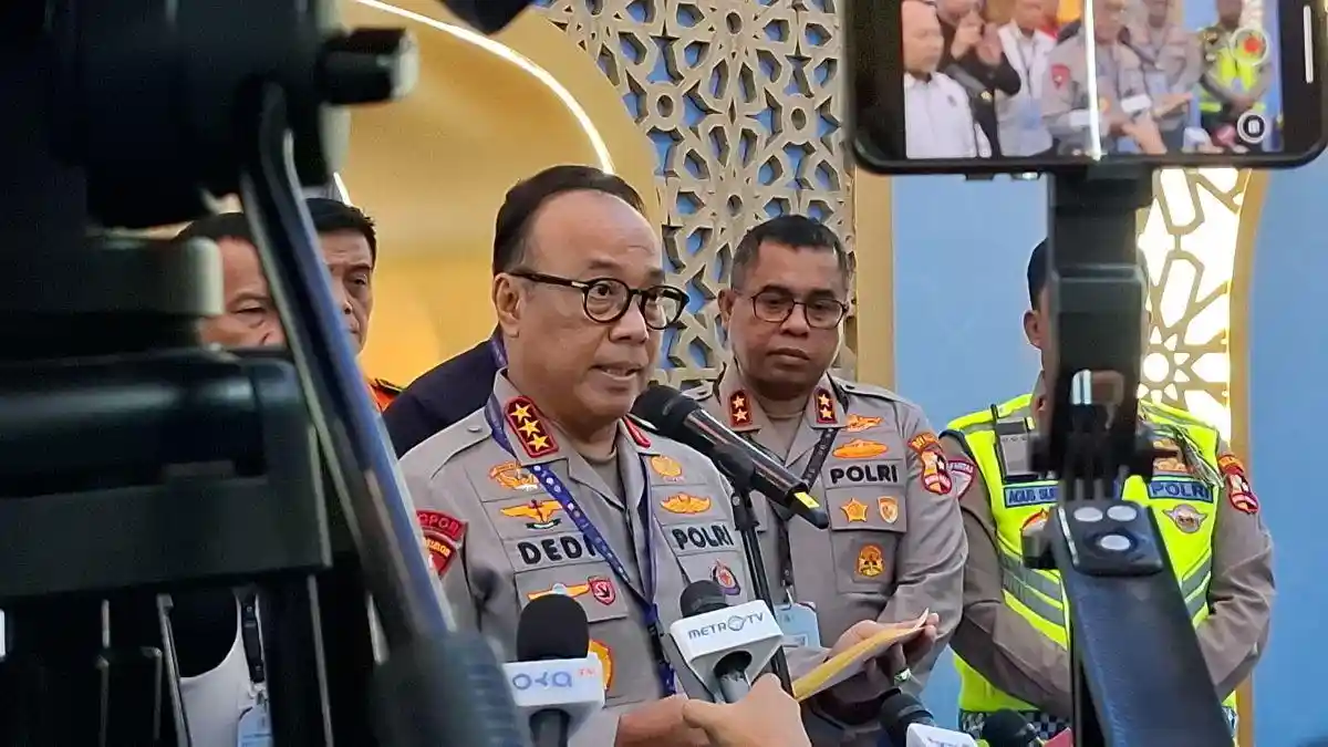 Pernikahan Ipda August Yasmine Detalicia putri Wakapolri Dedi Prasetyo yang dihadiri Jokowi