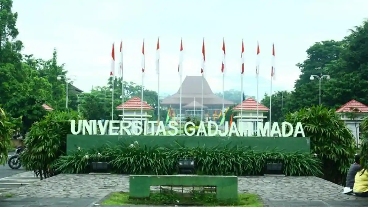 Sosok Nabiyla Risfa Izzati, dosen FH UGM yang menjadi korban doxing dan intimidasi
