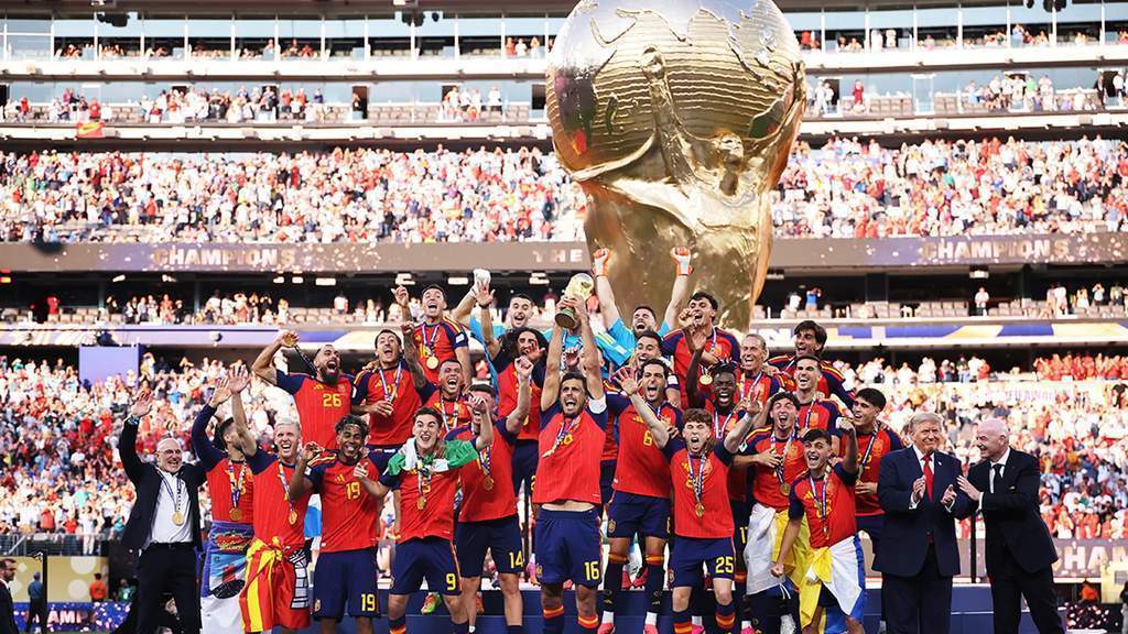 Selebrasi pemain Spanyol usai menjuarai Piala Dunia 2026 mengalahkan Argentina