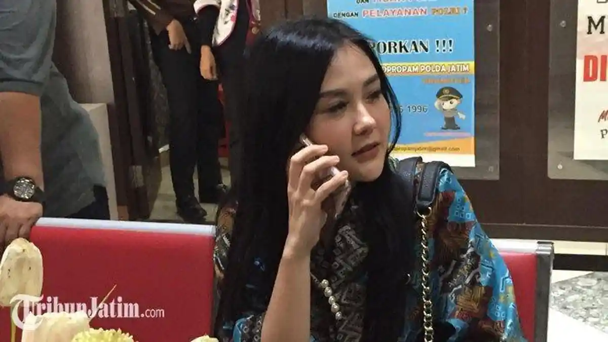Sarah Gibson bongkar bukti pembayaran karaoke Rp7,6 juta oleh suaminya Diska Resha