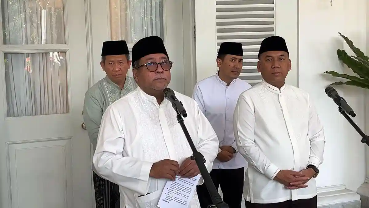 Wakil Gubernur DKI Jakarta Rano Karno saat membuka pameran seni kontemporer Jakarta Provoke 2026