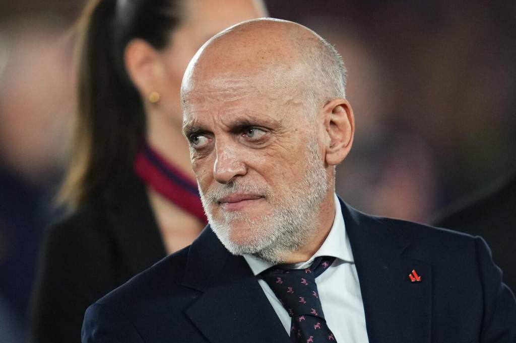Presiden LaLiga Javier Tebas memberikan kritik pedas terhadap kepemimpinan Gianni Infantino di FIFA