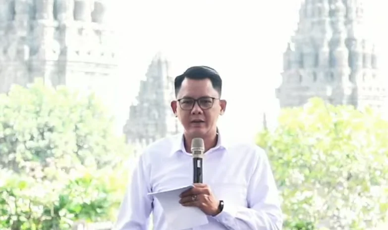 Wakil Bupati Sleman Danang Maharsa memberikan sambutan pada Peringatan Hari Anak Nasional 2026