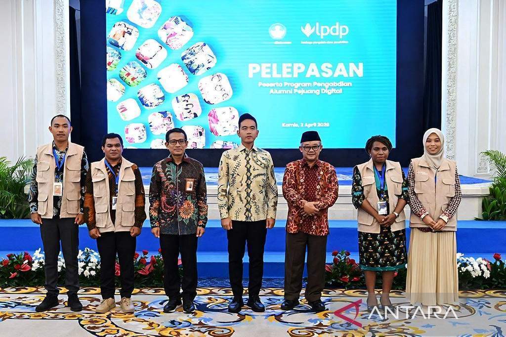 Wapres Gibran dan Mendikdasmen melepas 150 alumni LPDP Pejuang Digital untuk pendidikan 3T