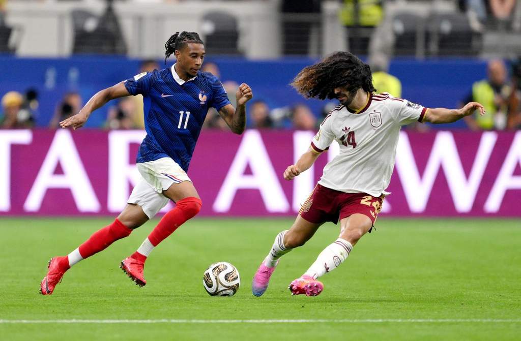 Selebrasi para pemain timnas Spanyol setelah berhasil mengalahkan Prancis di Piala Dunia